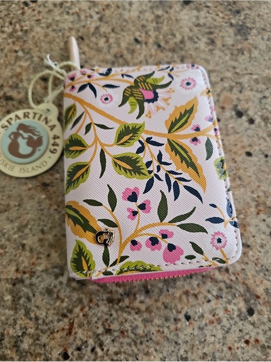 Spartina 449 Accessories - NWT Spartina 449 Floral Pink and Green Zip Wallet